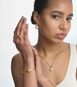 Syster P Bolded Drops Bangle Guld