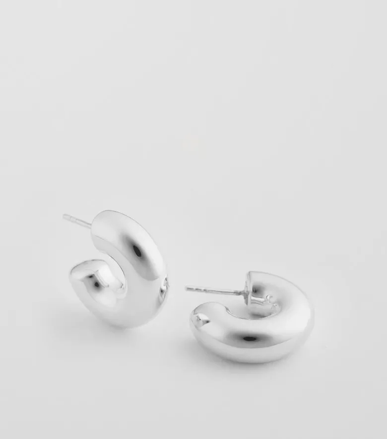 Syster P Bolded Little Sis Hoops Örhängen Silver