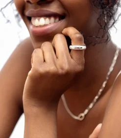 Syster P Bolded Ring Silver