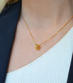 Syster P Bolded Wavy Halsband Guld