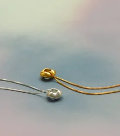 Syster P Bolded Wavy Halsband Guld