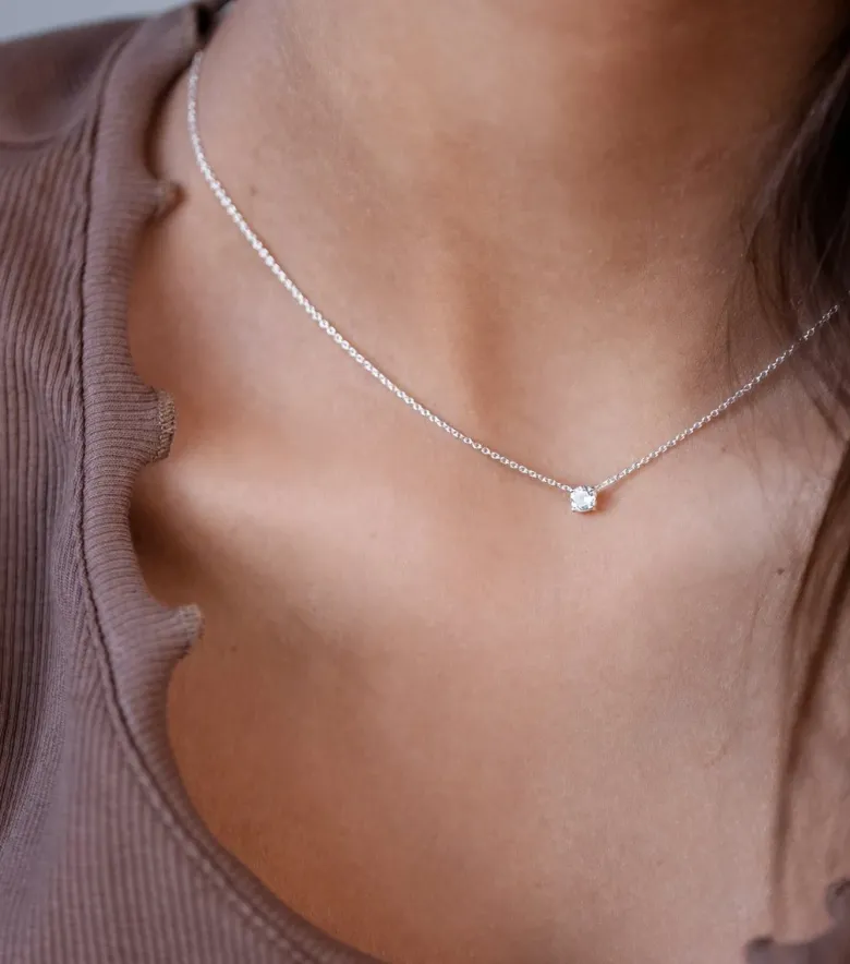 Syster P Minimalistica Solo Nova Halsband Silver