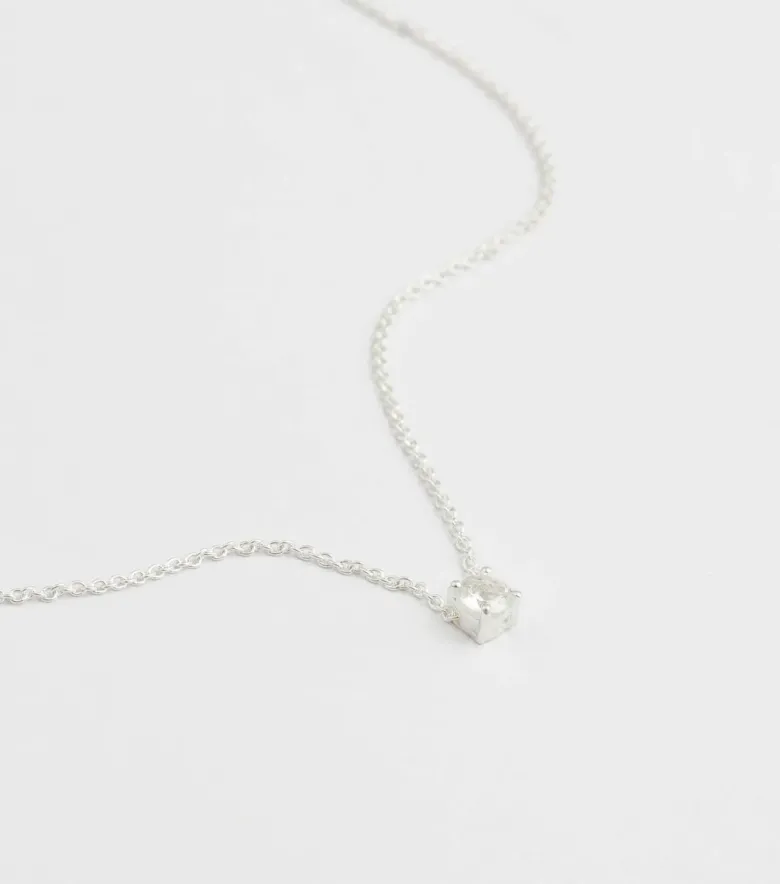 Syster P Minimalistica Solo Nova Halsband Silver