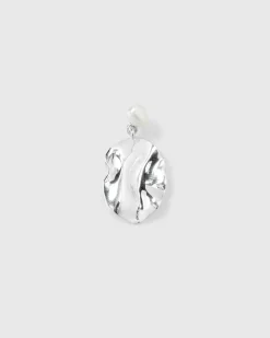Syster P Moulded Short Single Earring Silver