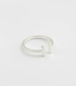 Syster P Strict Plain Bar Ring Silver