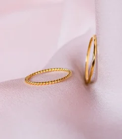 Syster P Tiny Ultrathin Ring Guld
