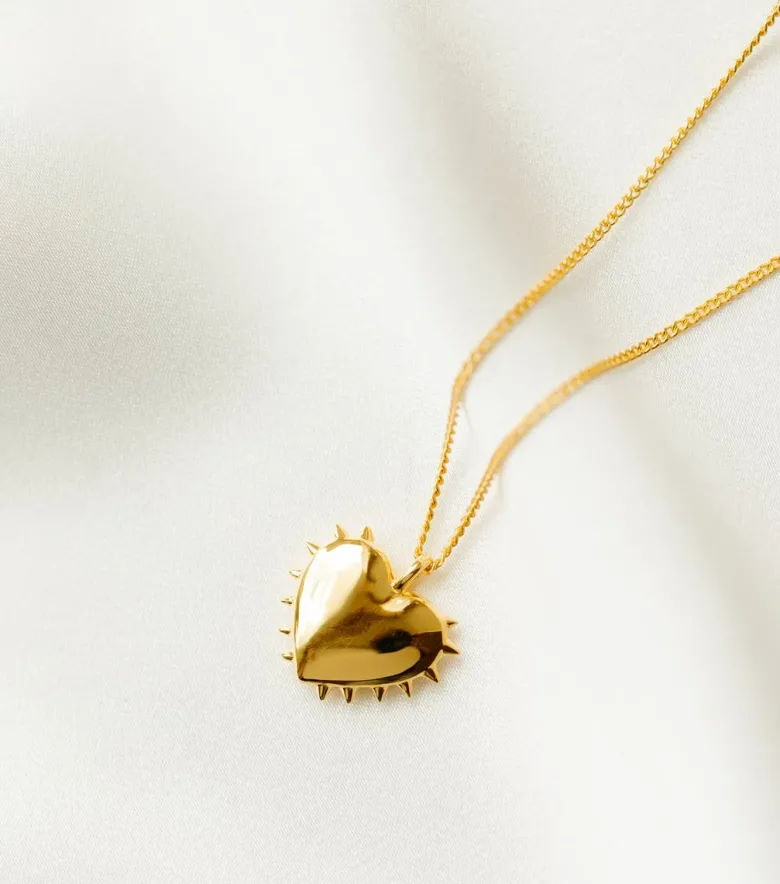 Syster P True Love Hjärta Halsband Guld