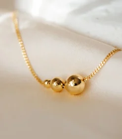Syster P Universe Halsband Guld