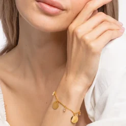 Thomas Sabo Armband med tre hängsmycke och vita stenar guld – A1962-414-39