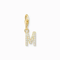 Thomas Sabo Charm-hängsmycke bokstaven M med vita stenar guldpläterad