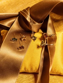 YLVA LI Embla Stud Örhängen Tourmaline – Guld